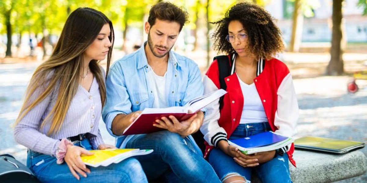 Best College Term Paper Writing Service for Academic Excellence